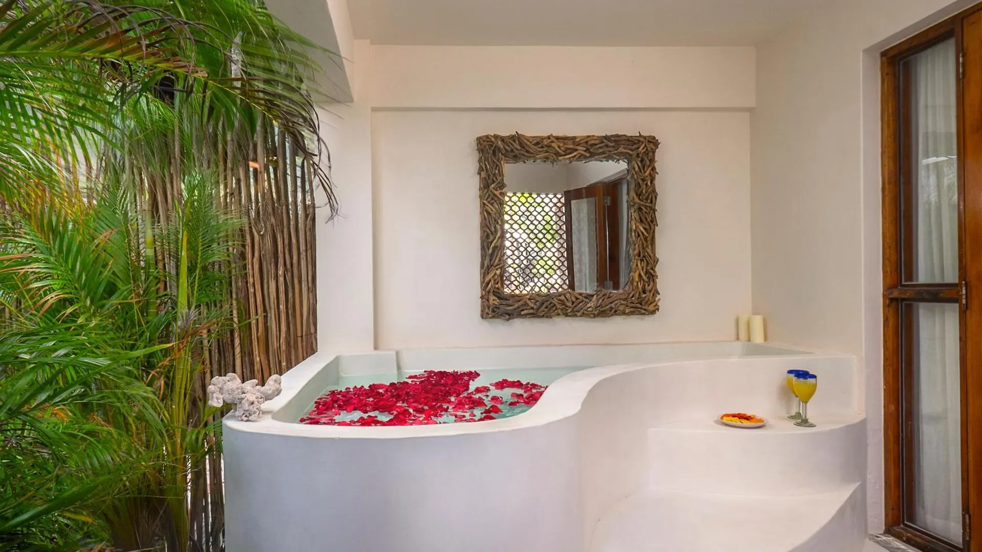 Hotel Mantaray Tulum